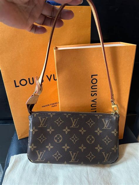 louis vuitton bags microchipped|louis vuitton microchip download.